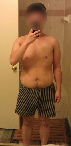 A picture of a 5'5" male showing a snapshot of 160 pounds at a height of 5'5