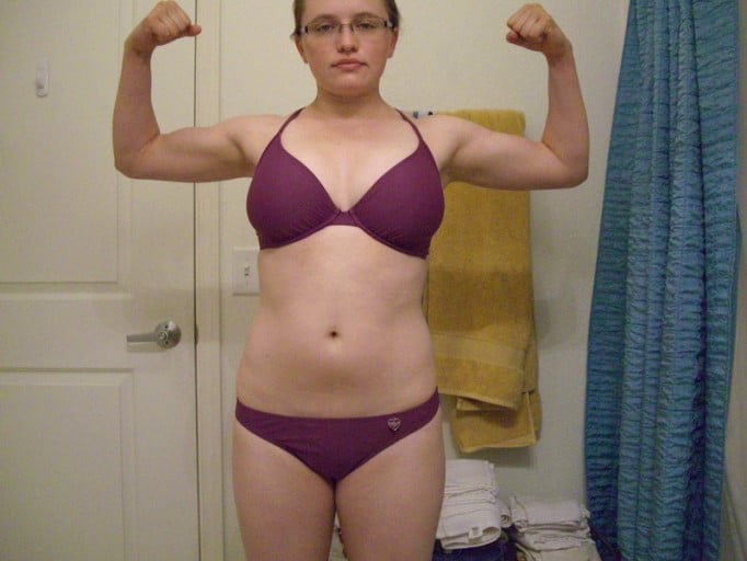 A picture of a 5'4" female showing a muscle gain from 130 pounds to 160 pounds. A net gain of 30 pounds.