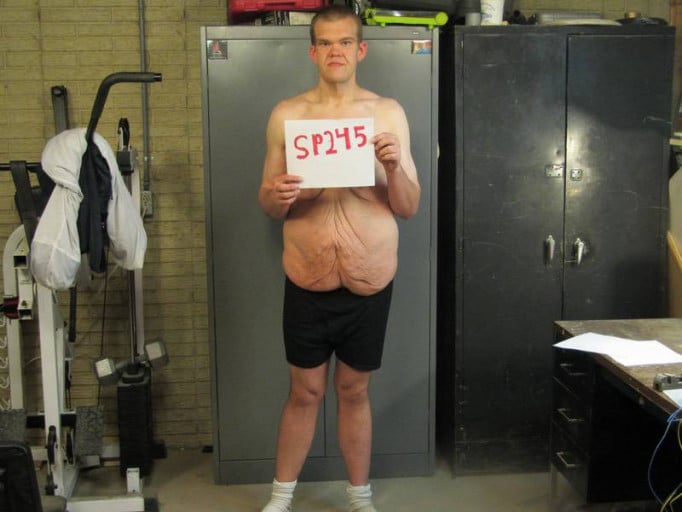 A picture of a 6'4" male showing a snapshot of 210 pounds at a height of 6'4