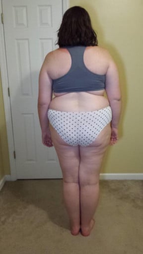 4 Photos of a 5'10 277 lbs Female Weight Snapshot