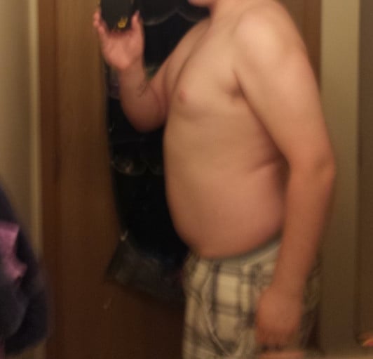 A picture of a 6'5" male showing a weight cut from 290 pounds to 265 pounds. A respectable loss of 25 pounds.