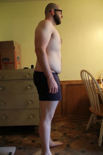 A before and after photo of a 6'2" male showing a snapshot of 277 pounds at a height of 6'2