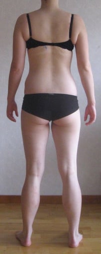 A before and after photo of a 5'9" female showing a snapshot of 150 pounds at a height of 5'9