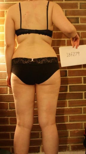 A photo of a 5'6" woman showing a snapshot of 159 pounds at a height of 5'6
