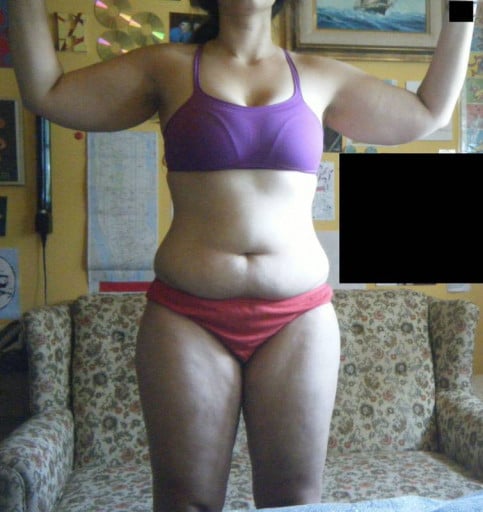 A picture of a 5'6" female showing a snapshot of 174 pounds at a height of 5'6