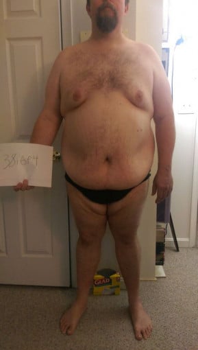 3 Photos of a 6'1 339 lbs Male Weight Snapshot