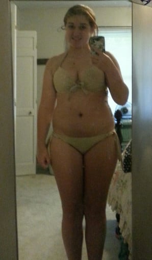 A photo of a 5'3" woman showing a weight reduction from 161 pounds to 141 pounds. A total loss of 20 pounds.