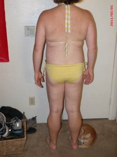 A photo of a 5'7" woman showing a snapshot of 196 pounds at a height of 5'7