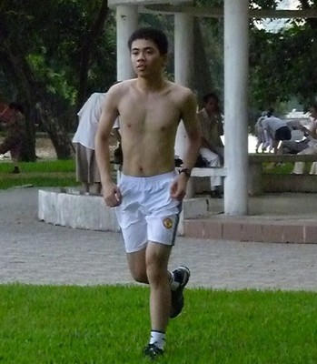 Progress Pics of 28 lbs Weight Gain 5 foot 9 Male 134 lbs to 162 lbs