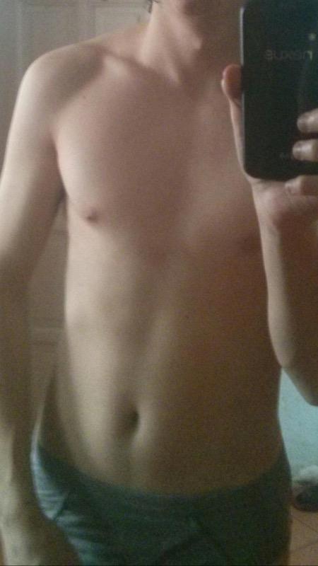 Progress Pics of 4 lbs Muscle Gain 5 foot 3 Male 114 lbs to 118 lbs