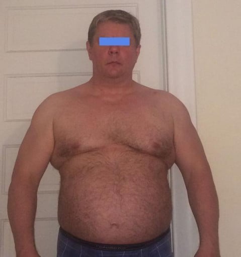 A photo of a 6'1" man showing a weight reduction from 283 pounds to 255 pounds. A net loss of 28 pounds.