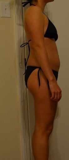 A picture of a 5'1" female showing a snapshot of 125 pounds at a height of 5'1