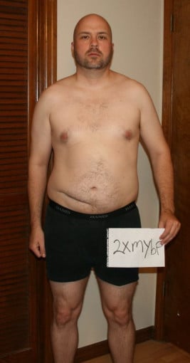 A photo of a 5'10" man showing a snapshot of 200 pounds at a height of 5'10