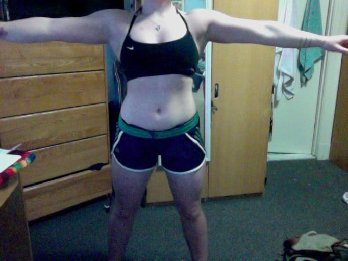 A progress pic of a 5'1" woman showing a snapshot of 138 pounds at a height of 5'1