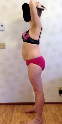 A picture of a 5'9" female showing a snapshot of 182 pounds at a height of 5'9