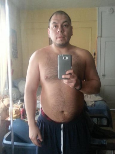 A picture of a 6'0" male showing a fat loss from 260 pounds to 240 pounds. A total loss of 20 pounds.