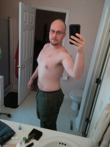 A before and after photo of a 6'2" male showing a weight cut from 281 pounds to 181 pounds. A net loss of 100 pounds.