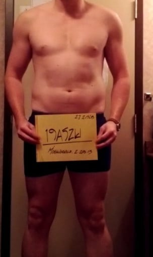 A photo of a 6'3" man showing a snapshot of 196 pounds at a height of 6'3