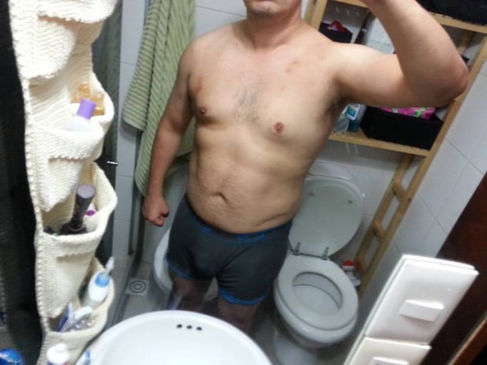 A photo of a 5'10" man showing a weight reduction from 239 pounds to 209 pounds. A total loss of 30 pounds.