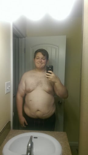 A photo of a 5'10" man showing a weight reduction from 380 pounds to 280 pounds. A net loss of 100 pounds.
