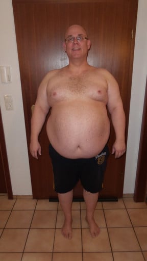 A before and after photo of a 5'11" male showing a weight cut from 342 pounds to 165 pounds. A respectable loss of 177 pounds.