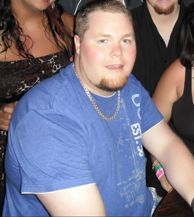 6 feet 3 Male Progress Pics of 93 lbs Weight Loss 331 lbs to 238 lbs