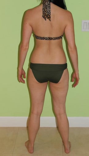 A picture of a 5'7" female showing a snapshot of 120 pounds at a height of 5'7