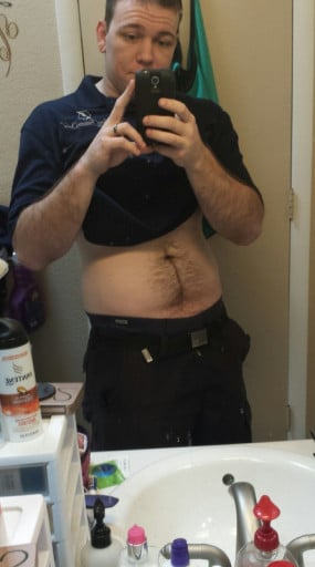 A progress pic of a 5'9" man showing a fat loss from 218 pounds to 172 pounds. A total loss of 46 pounds.