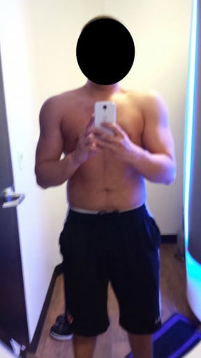 A picture of a 5'10" male showing a weight bulk from 180 pounds to 194 pounds. A net gain of 14 pounds.