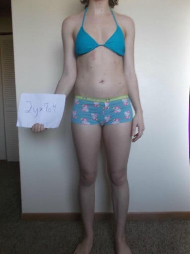 A before and after photo of a 5'5" female showing a snapshot of 118 pounds at a height of 5'5