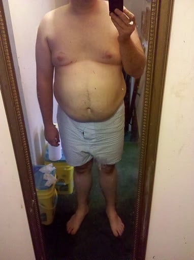 A before and after photo of a 5'9" male showing a snapshot of 255 pounds at a height of 5'9