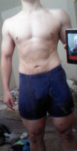 A picture of a 5'4" male showing a weight cut from 156 pounds to 139 pounds. A total loss of 17 pounds.