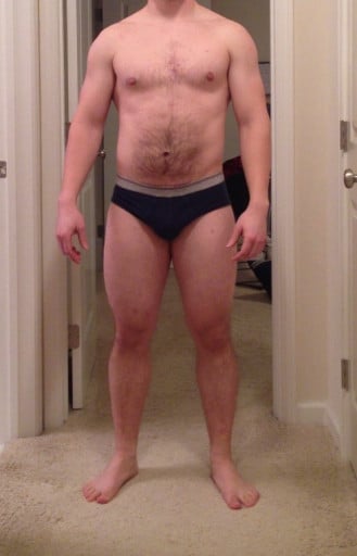 A photo of a 5'8" man showing a snapshot of 179 pounds at a height of 5'8
