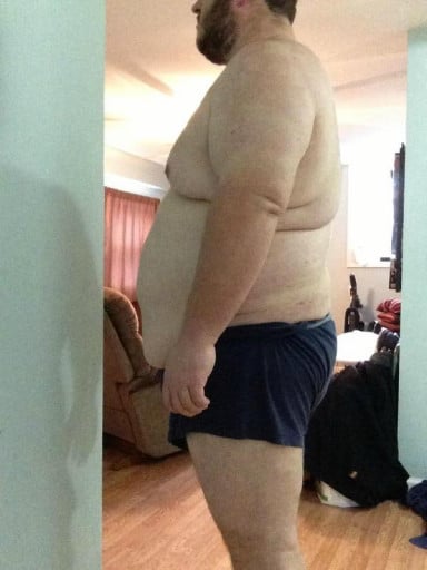 A before and after photo of a 6'1" male showing a snapshot of 347 pounds at a height of 6'1