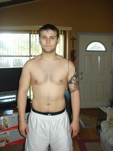 A photo of a 5'9" man showing a fat loss from 235 pounds to 150 pounds. A total loss of 85 pounds.