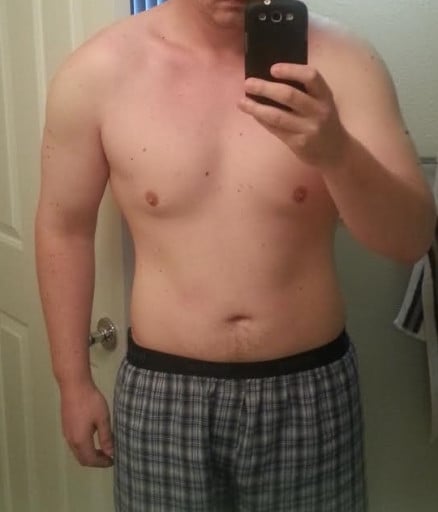 A picture of a 6'0" male showing a weight loss from 208 pounds to 174 pounds. A respectable loss of 34 pounds.