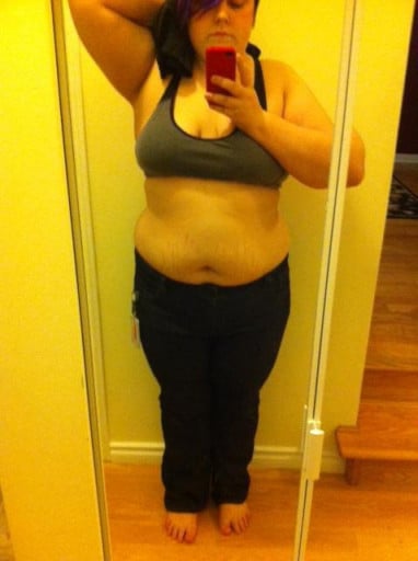 A progress pic of a 5'5" woman showing a weight reduction from 260 pounds to 234 pounds. A total loss of 26 pounds.