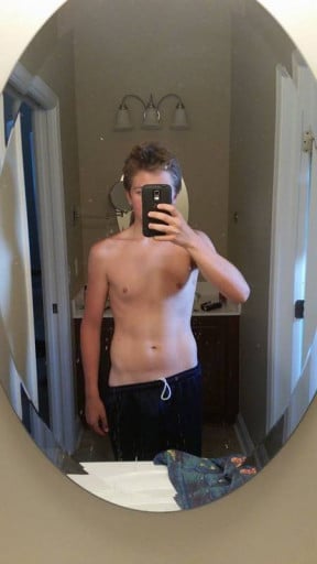 A picture of a 5'8" male showing a fat loss from 181 pounds to 141 pounds. A respectable loss of 40 pounds.