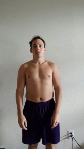 A photo of a 5'10" man showing a weight loss from 186 pounds to 174 pounds. A net loss of 12 pounds.