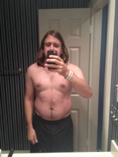 A progress pic of a 5'10" man showing a fat loss from 195 pounds to 161 pounds. A net loss of 34 pounds.