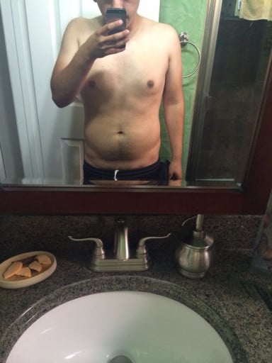 A before and after photo of a 5'7" male showing a weight cut from 180 pounds to 150 pounds. A net loss of 30 pounds.