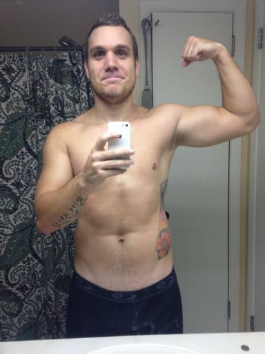 A progress pic of a 6'0" man showing a snapshot of 220 pounds at a height of 6'0