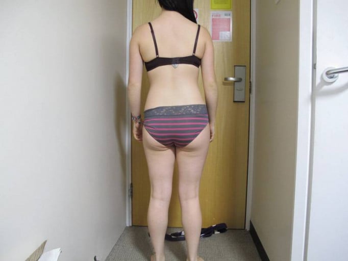 A photo of a 5'1" woman showing a snapshot of 112 pounds at a height of 5'1