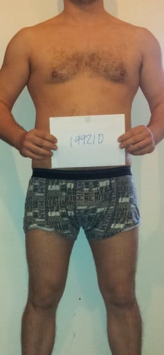 A photo of a 5'10" man showing a snapshot of 192 pounds at a height of 5'10