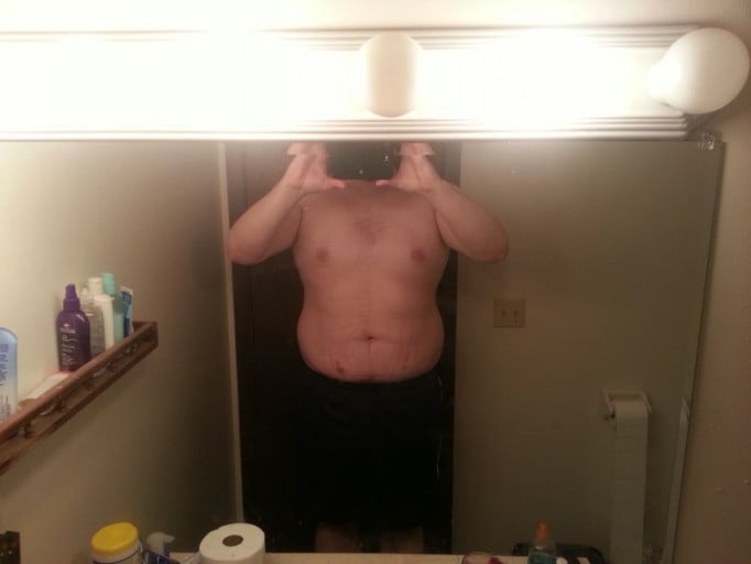 A photo of a 6'5" man showing a fat loss from 316 pounds to 265 pounds. A total loss of 51 pounds.