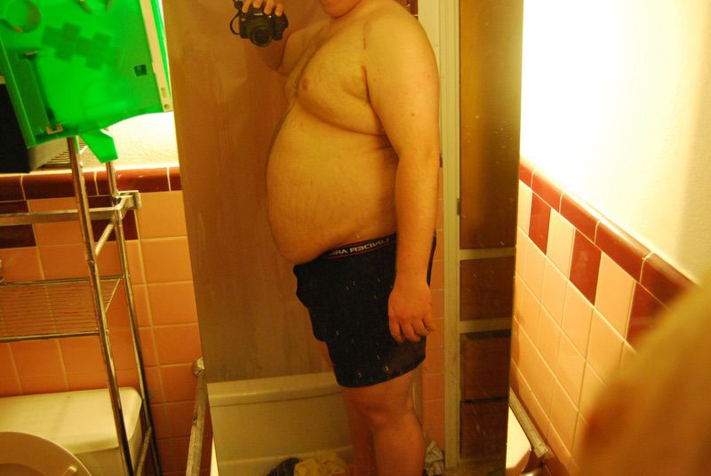 4 Photos of a 388 lbs 6'6 Male Weight Snapshot