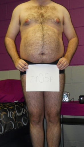 A picture of a 5'9" male showing a snapshot of 210 pounds at a height of 5'9