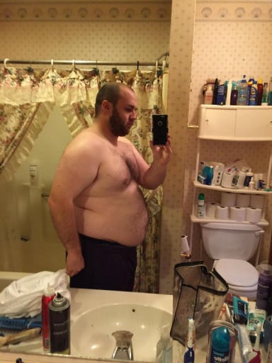 A progress pic of a 5'7" man showing a fat loss from 265 pounds to 205 pounds. A total loss of 60 pounds.