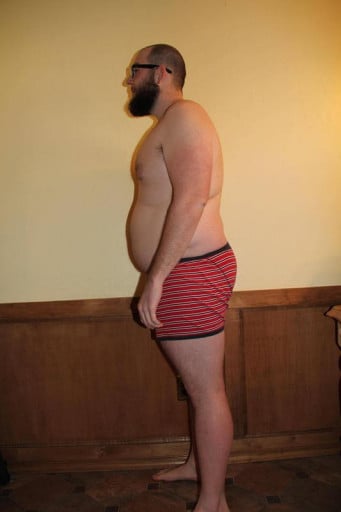 A photo of a 6'2" man showing a snapshot of 277 pounds at a height of 6'2