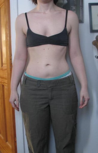 A picture of a 5'5" female showing a weight cut from 170 pounds to 145 pounds. A total loss of 25 pounds.